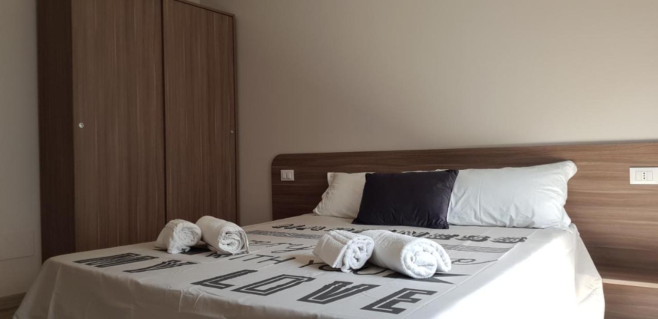 Tre Stelle Al Duomo Bed & Breakfast Catania Bagian luar foto